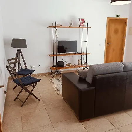 Ao - Tina House Ferrel
