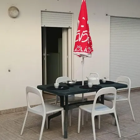 Ao - Tina House * Ferrel