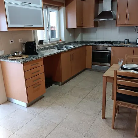 Ao - Tina House Apartman *