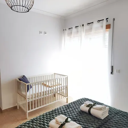 Ao - Tina House * Ferrel